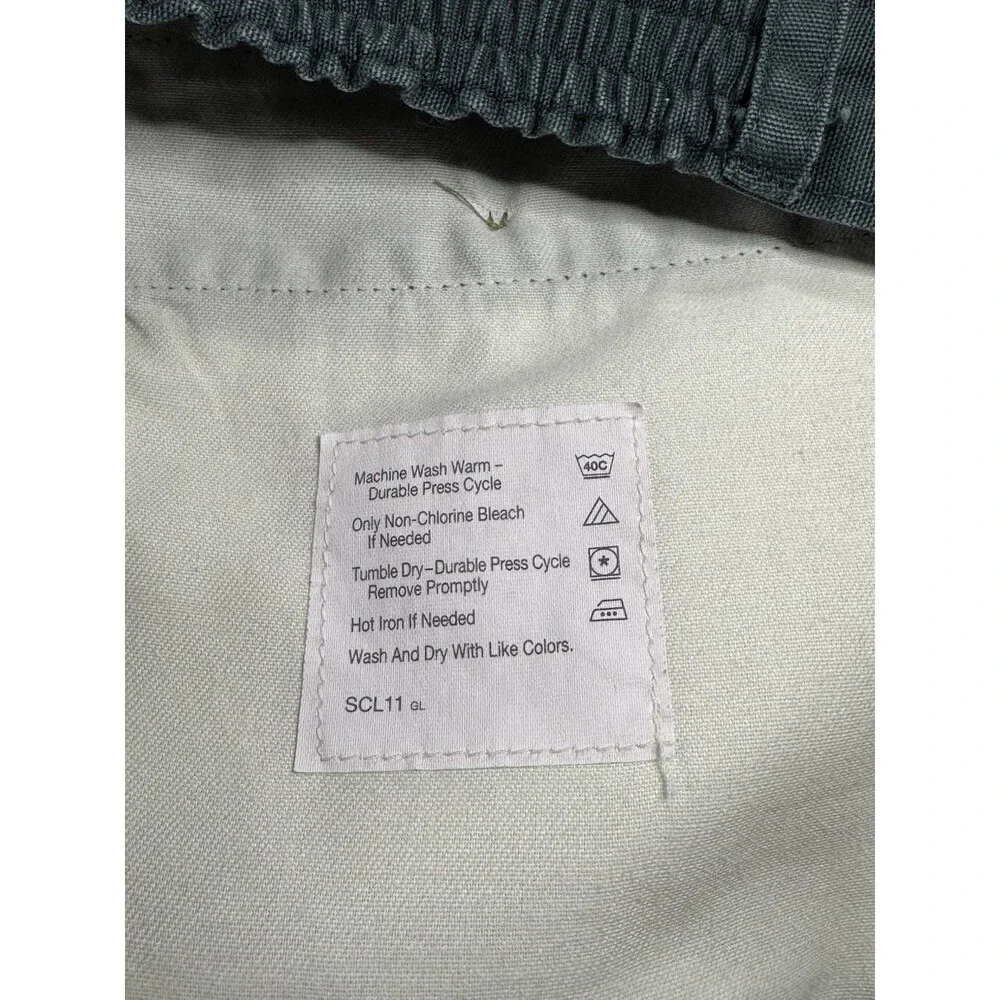 VTG 90s Dockers Khakis Men’s 36 Dark Green Pleated Chino Shorts Solid Cotton